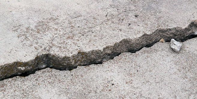 Large crack in concrete foundation - Jacksonville, IL